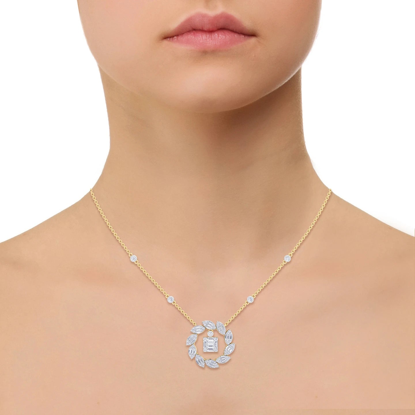 NATURAL DIAMOND JEWELLERY PENDANT SET