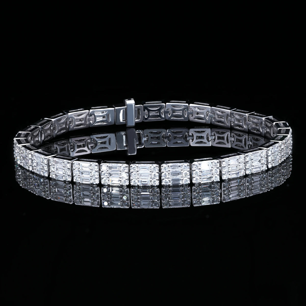 NATURAL DIAMOND JEWELLERY BANGLE