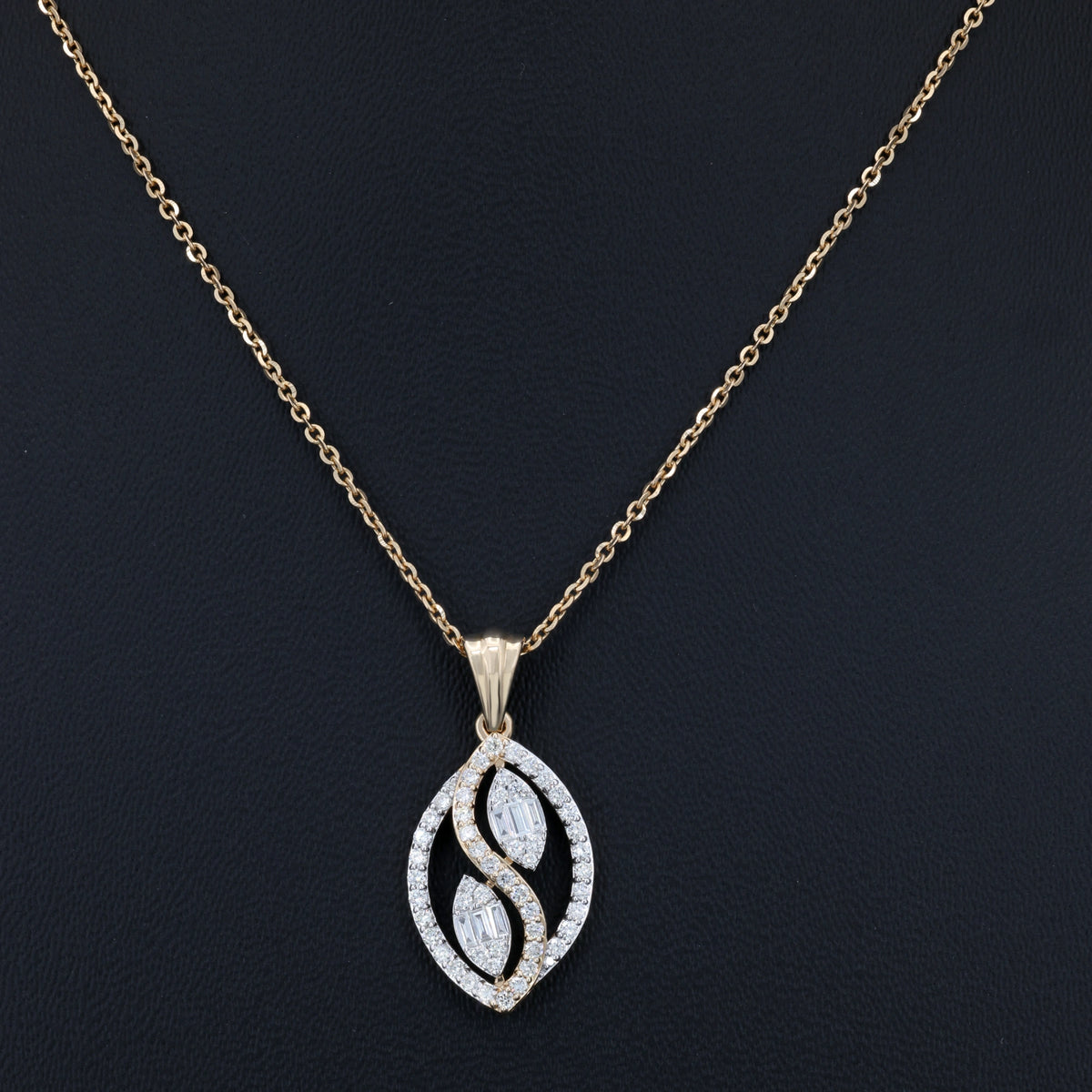 VARNORA NATURAL DIAMOND JEWELLERY PENDANT SET
