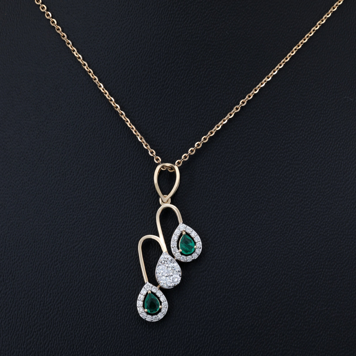 VARNORA NATURAL DIAMOND JEWELLERY PENDANT SET