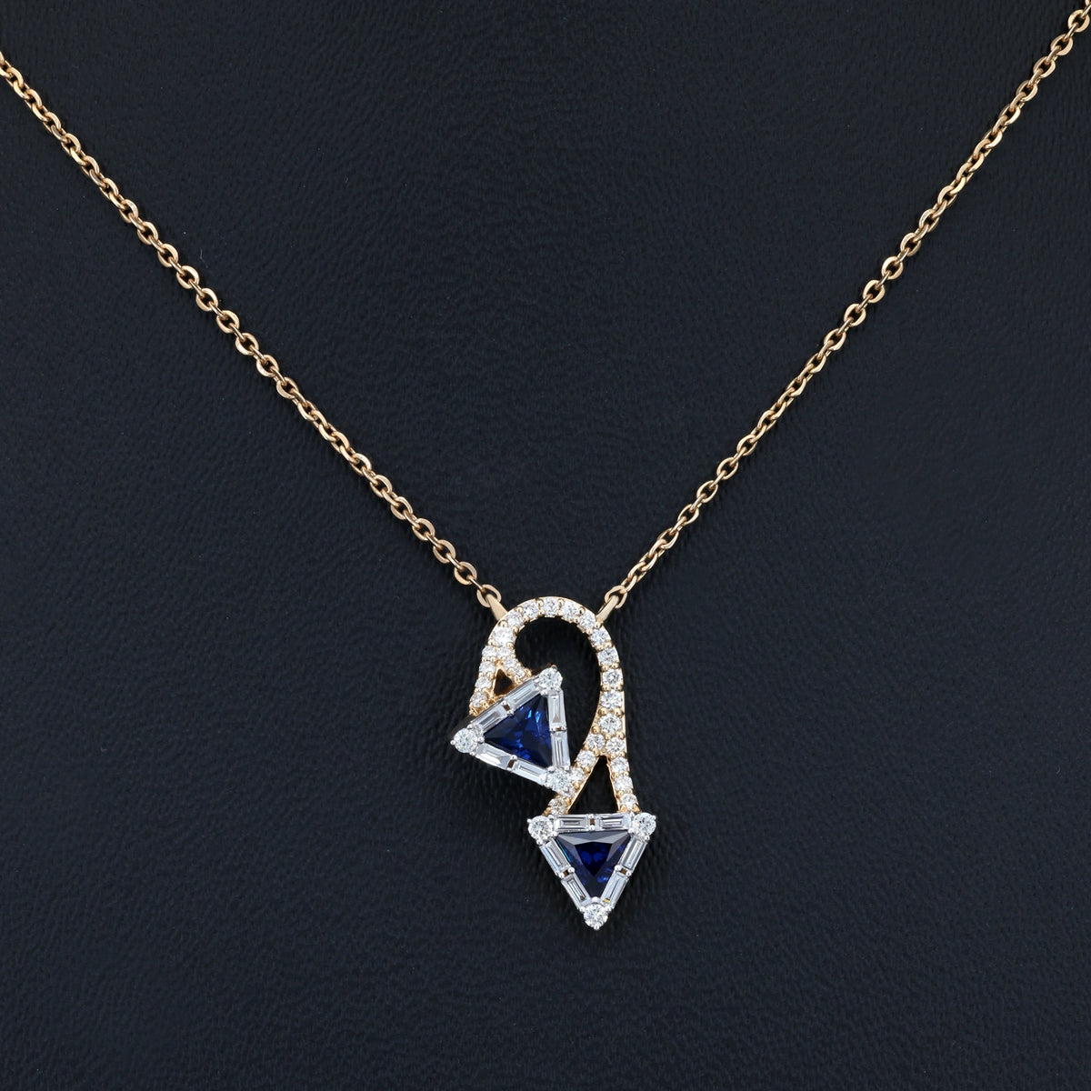 VARNORA NATURAL DIAMOND JEWELLERY PENDANT SET