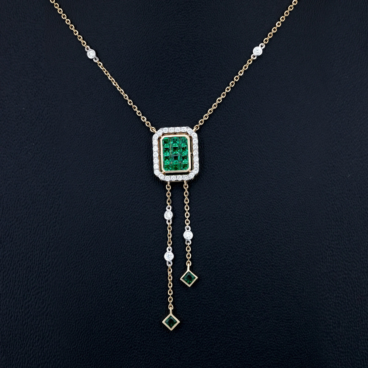 VARNORA NATURAL DIAMOND JEWELLERY PENDANT SET