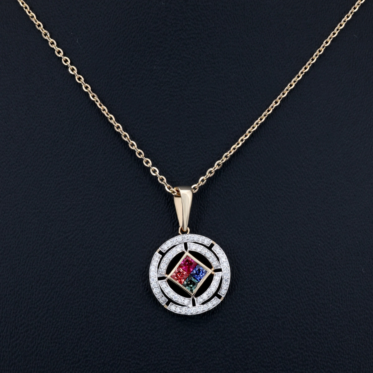 VARNORA NATURAL DIAMOND JEWELLERY PENDANT SET
