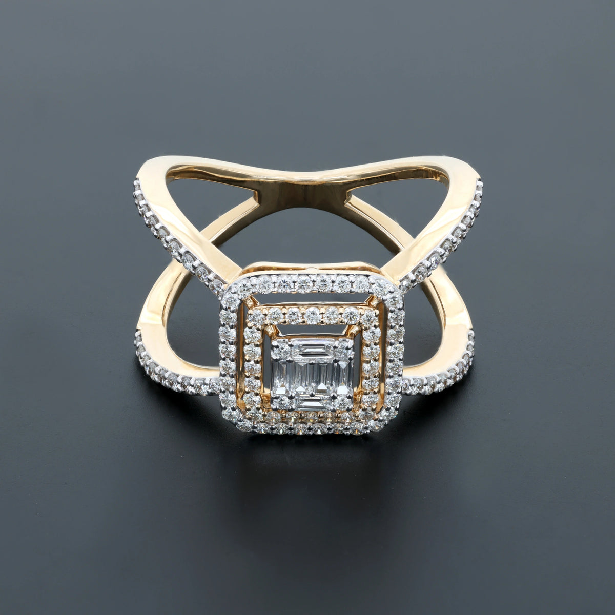 NATURAL DIAMOND JEWELLERY RING