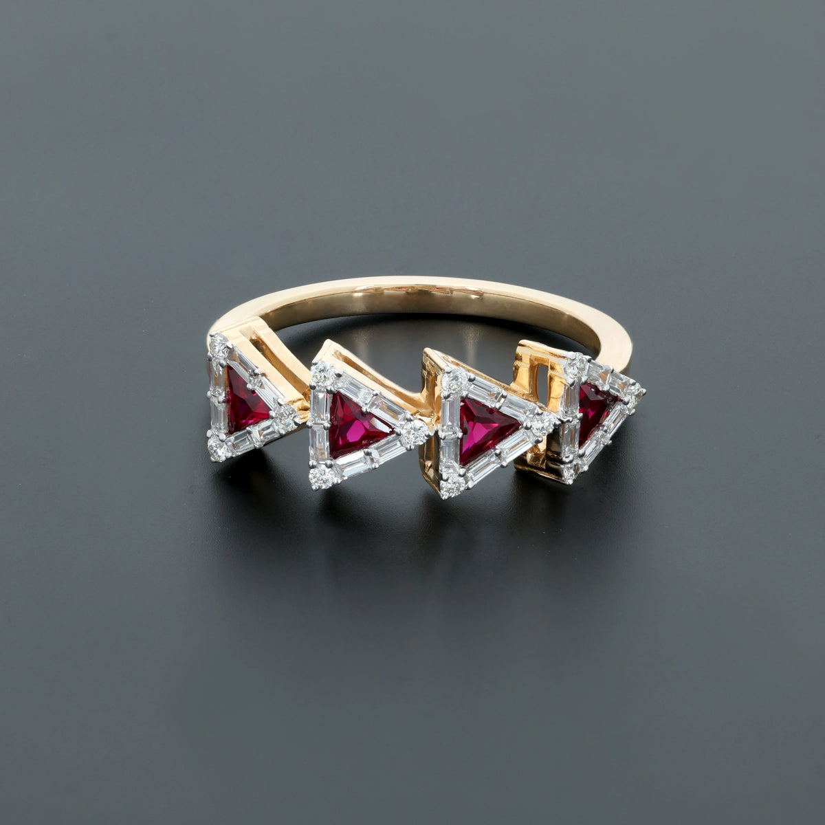 NATURAL DIAMOND JEWELLERY RING