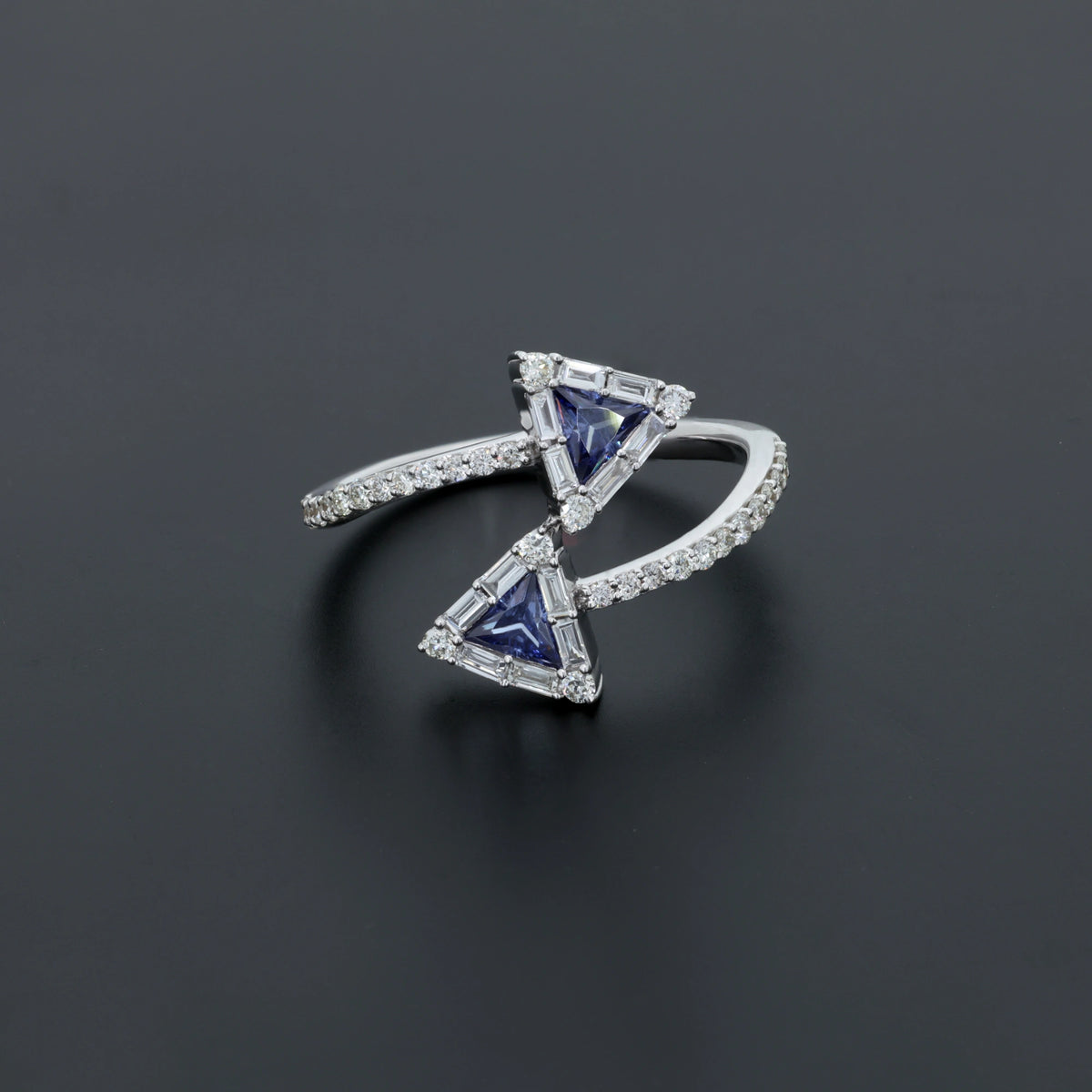 NATURAL DIAMOND JEWELLERY RING