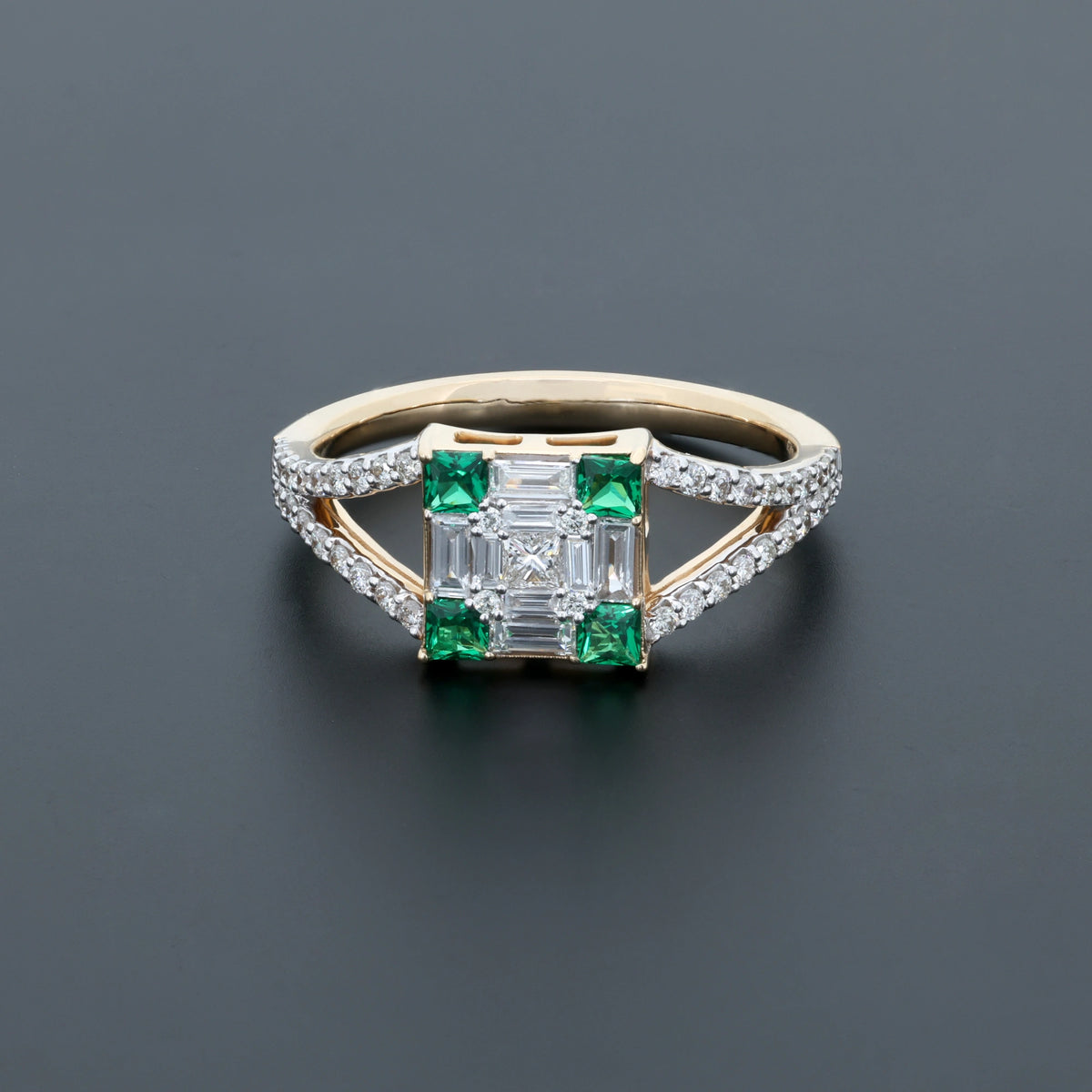 NATURAL DIAMOND JEWELLERY RING