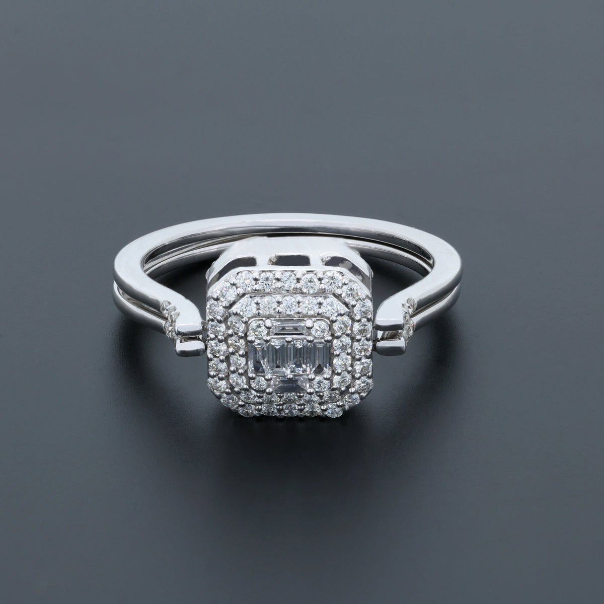 NATURAL DIAMOND JEWELLERY RING