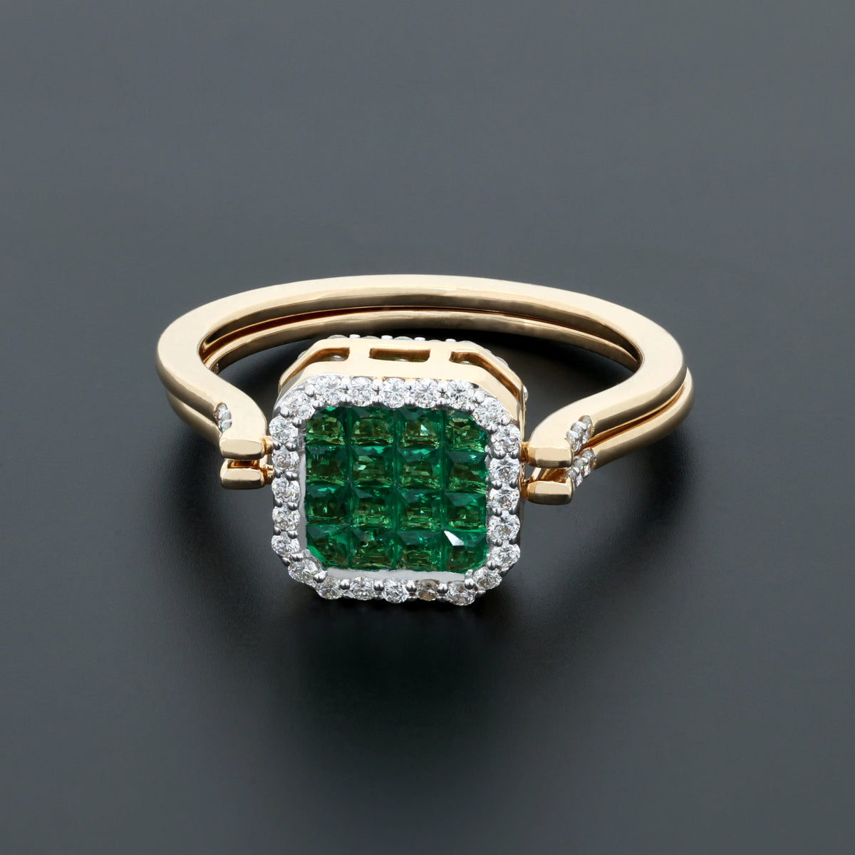 NATURAL DIAMOND JEWELLERY RING