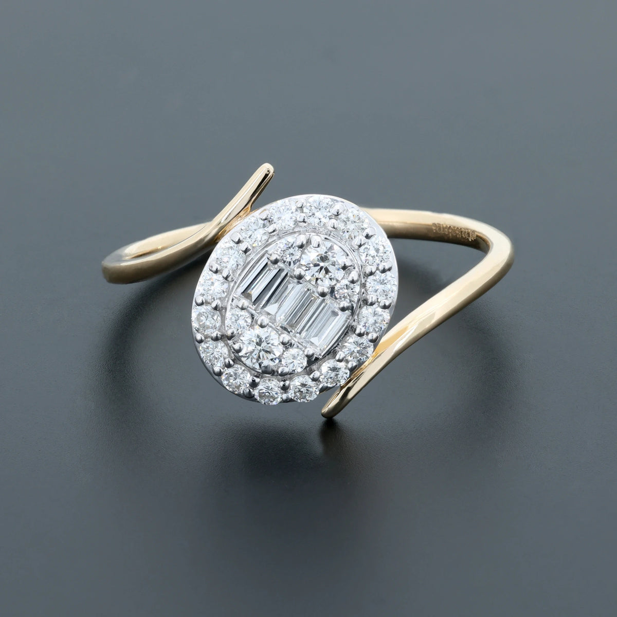 NATURAL DIAMOND JEWELLERY RING