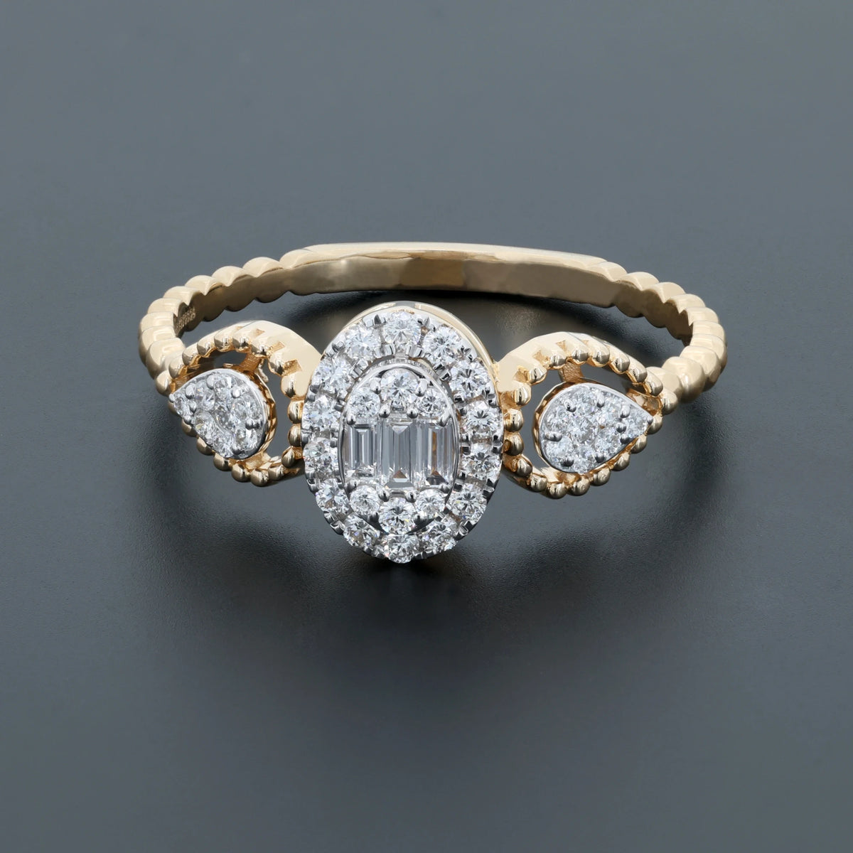 NATURAL DIAMOND JEWELLERY RING