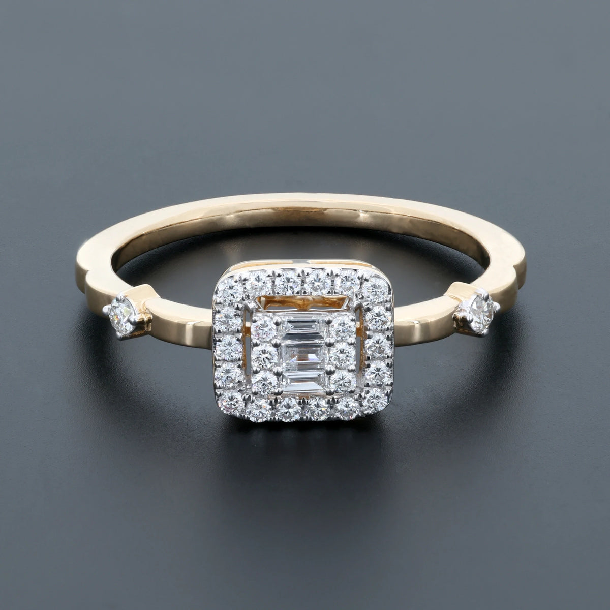 NATURAL DIAMOND JEWELLERY RING