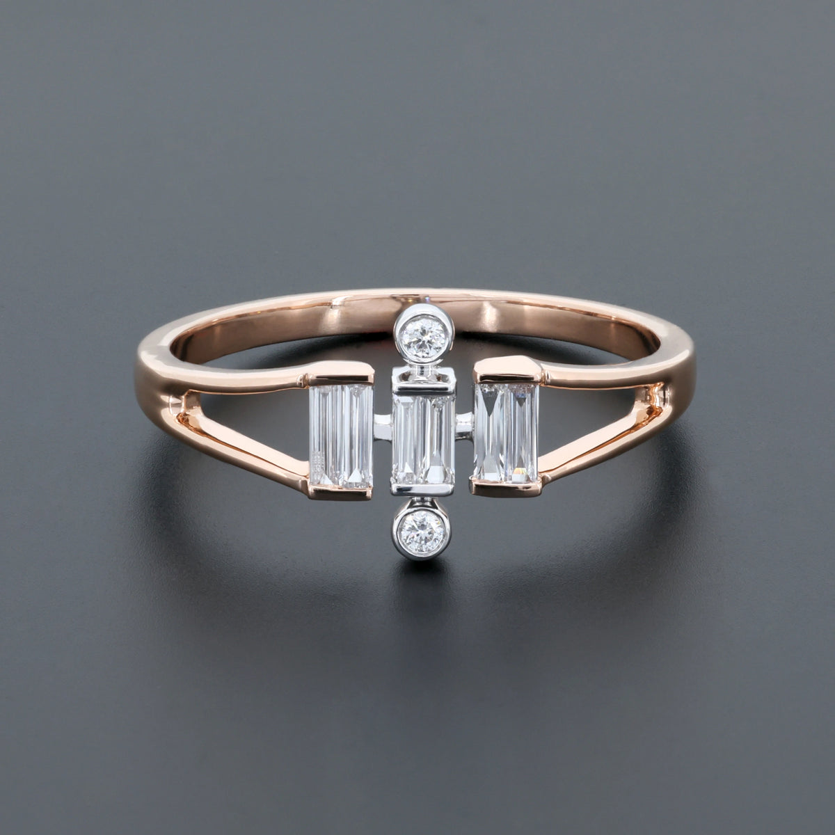 NATURAL DIAMOND JEWELLERY RING