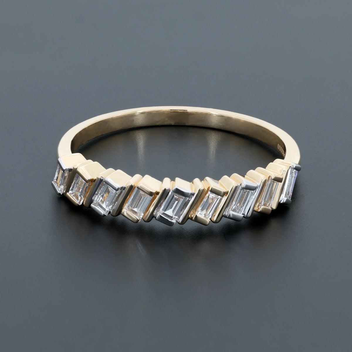 NATURAL DIAMOND JEWELLERY RING