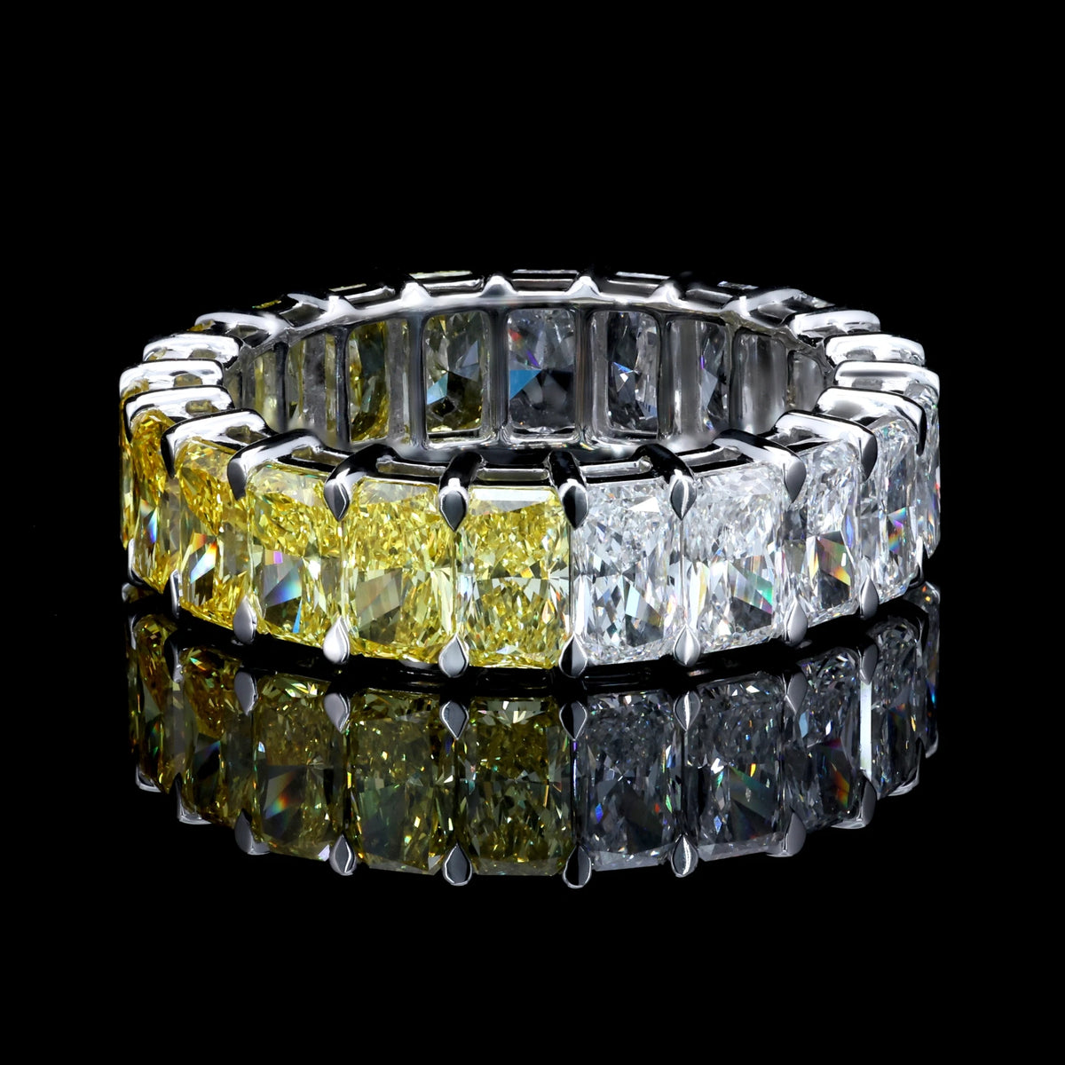 NATURAL DIAMOND JEWELLERY RING